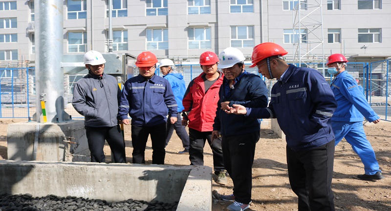 富華錦河--黑龍江省電力基本建設工程質(zhì)量監(jiān)督中心站專家蒞臨富華錦河檢查指導工作 (2).JPG